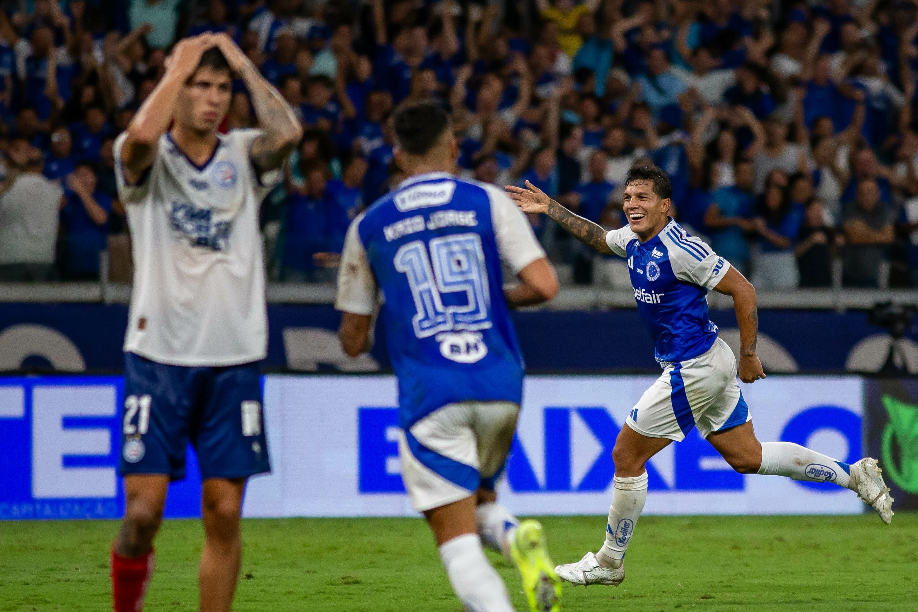 Time realiza uma impressionante virada e iguala o maior placar da temporada. Reprodução: Globo