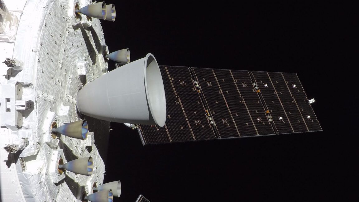 Orion com vazamento de hélio: não ameaça a reentrada da Artemis II, porém demanda redesenho.. Reprodução: Arstechnica