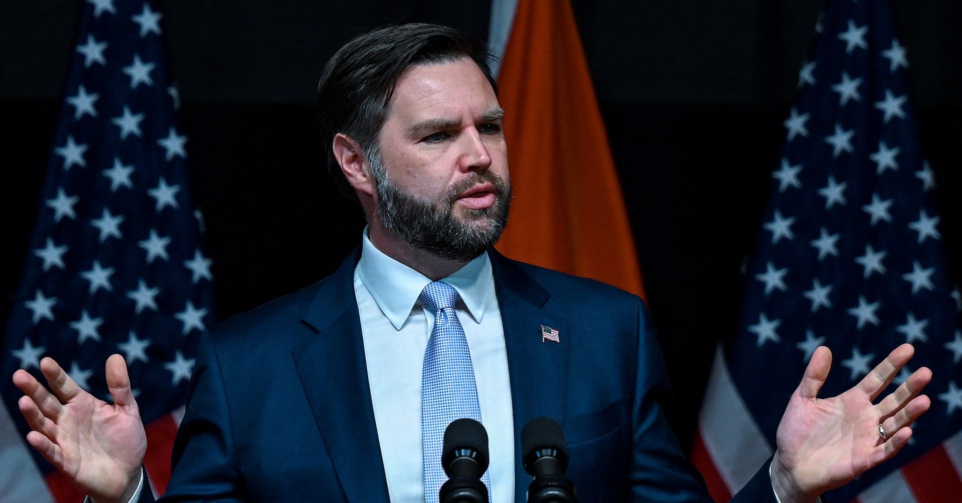 Vice-presidente dos EUA, JD Vance, sugere desescalada entre Índia e Paquistão. Reprodução: Reuters