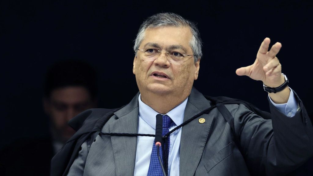 Bolsonaro e Aliados Viram Réus em Julgamento Sem Precedentes