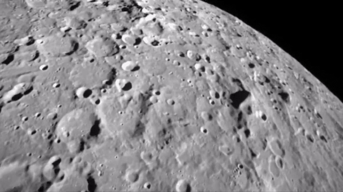 Blue Ghost revela imagens do lado oculto da Lua