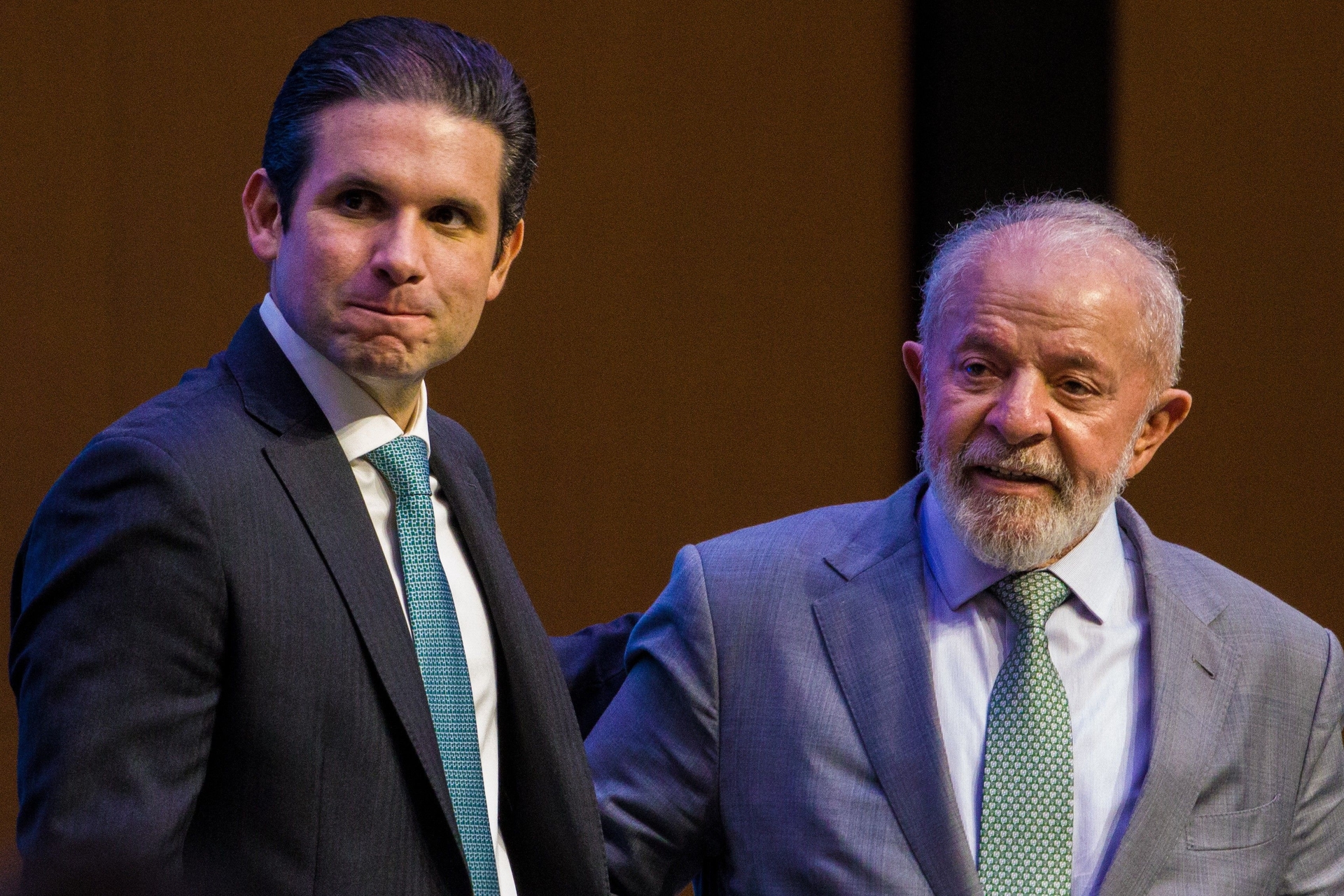 Hugo Motta anuncia votação surpresa contra aumento do IOF, buscando diálogo com o presidente Lula.; Reprodução: Globo