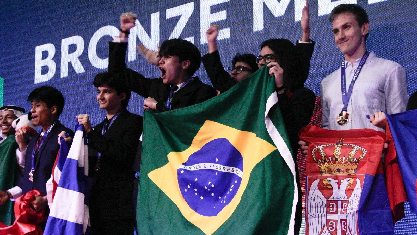 Estudantes cearenses se destacam na Olimpíada Internacional de Química com sete medalhas de bronze. Reprodução: Globo