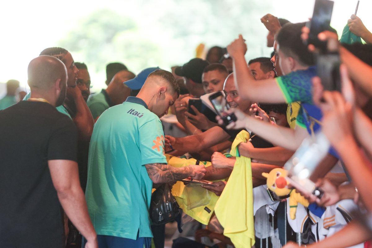 Torcedores Apoiando Seleção Brasileira em Brasília