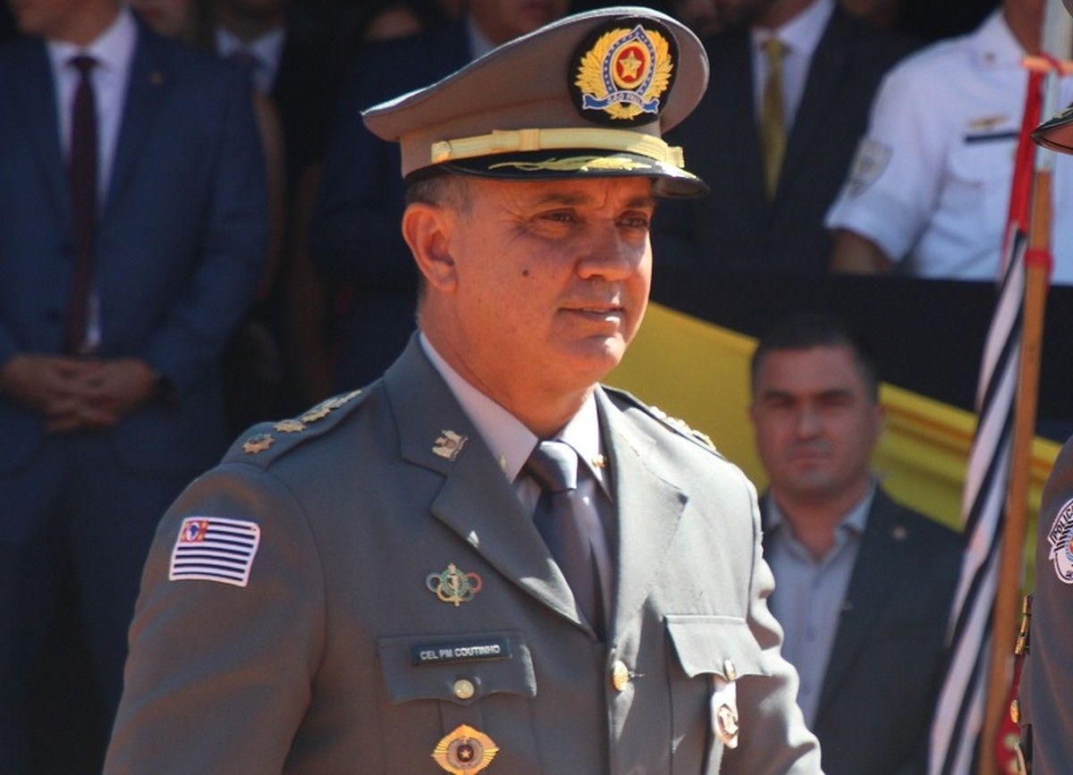 Coronel José Augusto Coutinho toma posse como novo comandante da corporação. Reprodução: Globo
