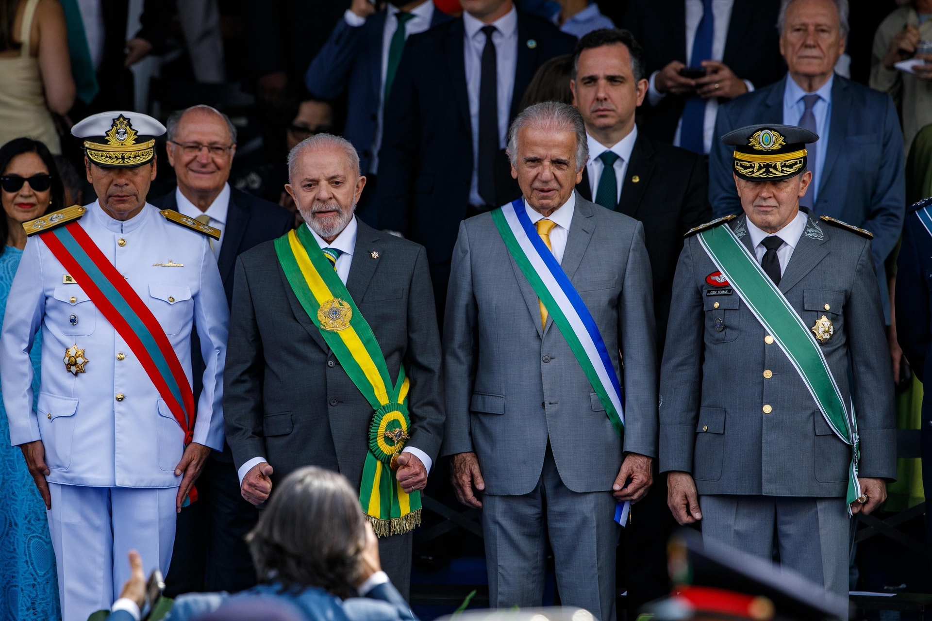 Desfile de 7 de Setembro em Brasília reúne ministros do governo e autoridades. Legenda da imagem. Reprodução: Retorno do item 11