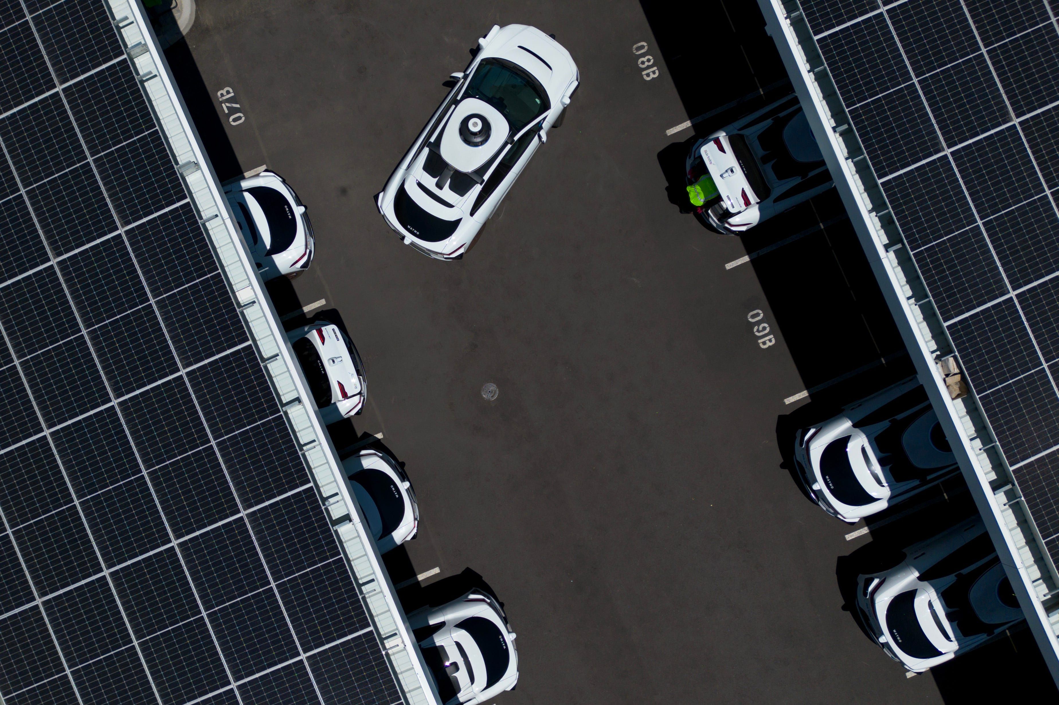 Waymo aumenta sua frota e alcança mais de 10 milhões de corridas em cidades da Califórnia. Reprodução: Business Insider