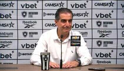 Renato Paiva analisa vitória do Botafogo sobre o Santos e comenta saída de Igor Jesus. Reprodução: Globo