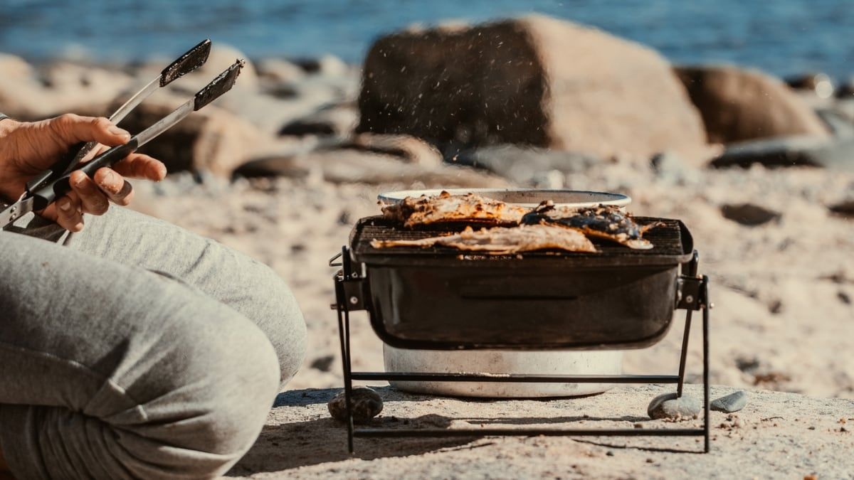 Verão chegou com altas temperaturas, ideal para churrascos ao ar livre.; Legenda da imagem. Reprodução: Ikea