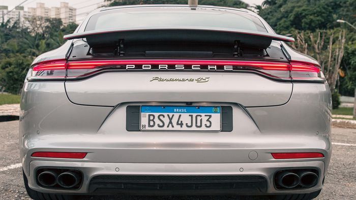 Escolha da combinação de letras na placa Mercosul