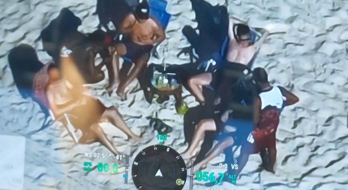 Operação da Deat prende suspeitos de fraudes em vendas para turistas na Zona Sul do Rio. Reprodução: Globo