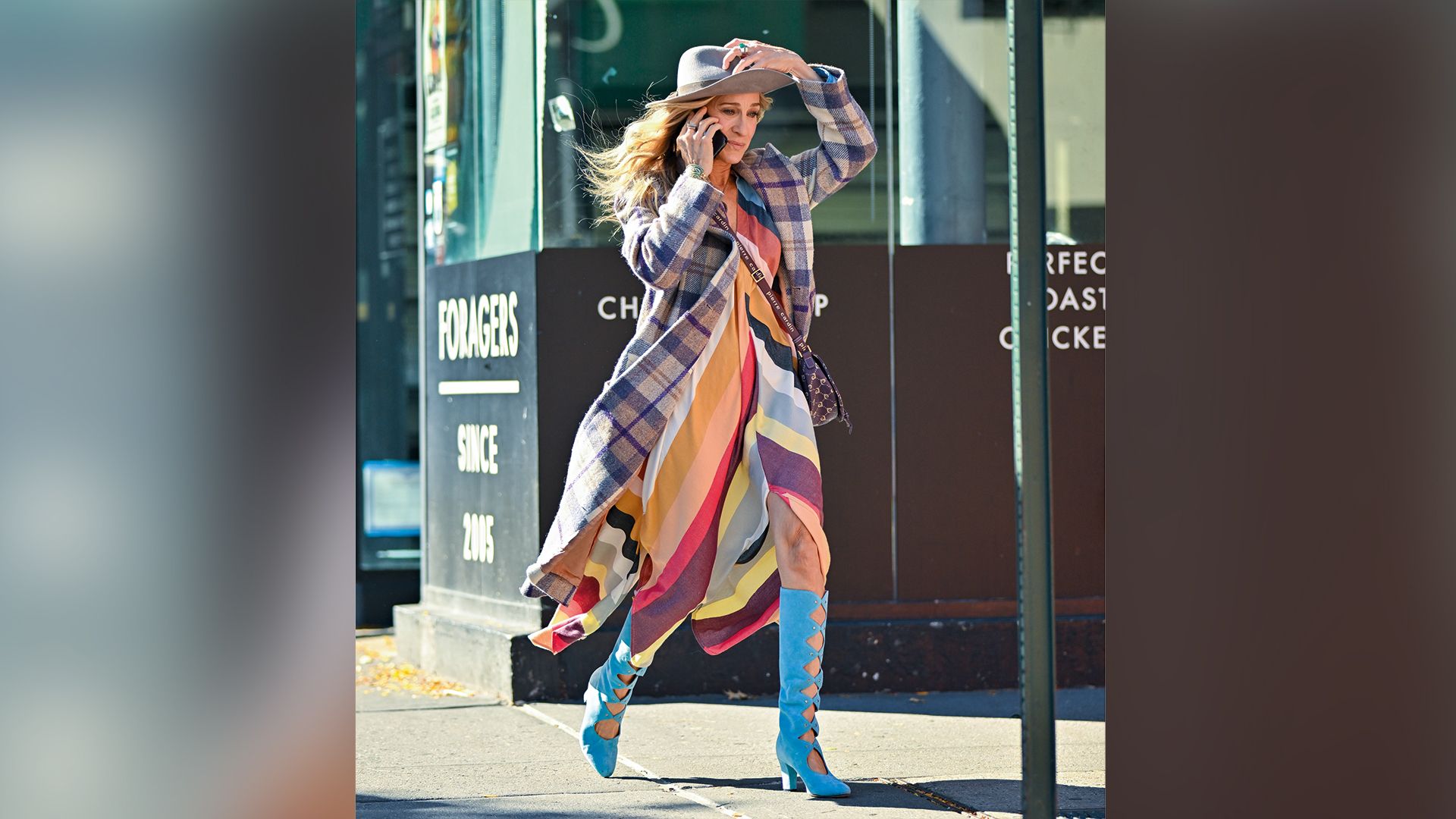 O martelo virou fashion: leilões de roupas e acessórios usados por celebridades ganham força - Foto: VEJA