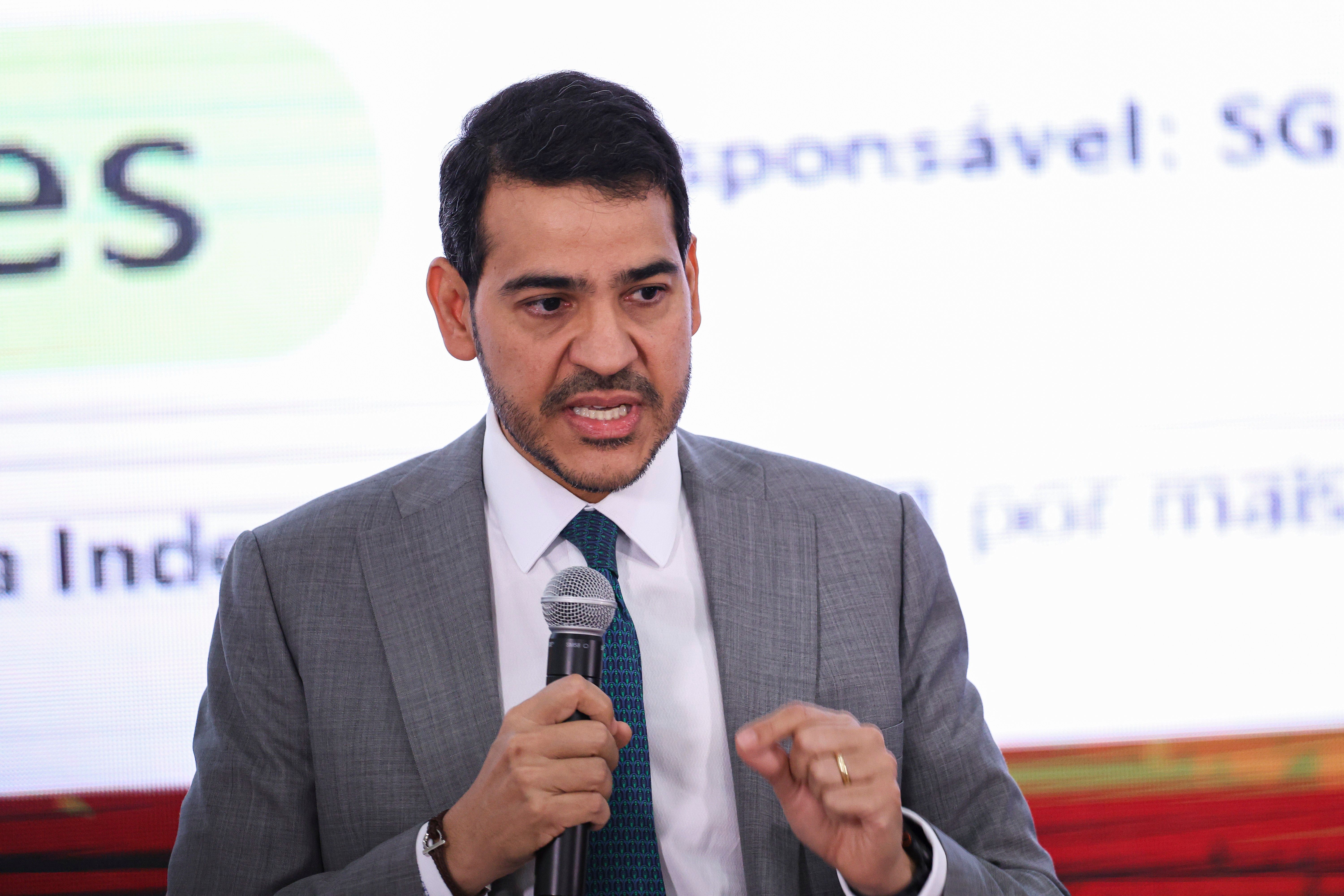 AGU defende a constitucionalidade do decreto de aumento do IOF enquanto PSOL questiona sua legalidade.; Reprodução: Globo