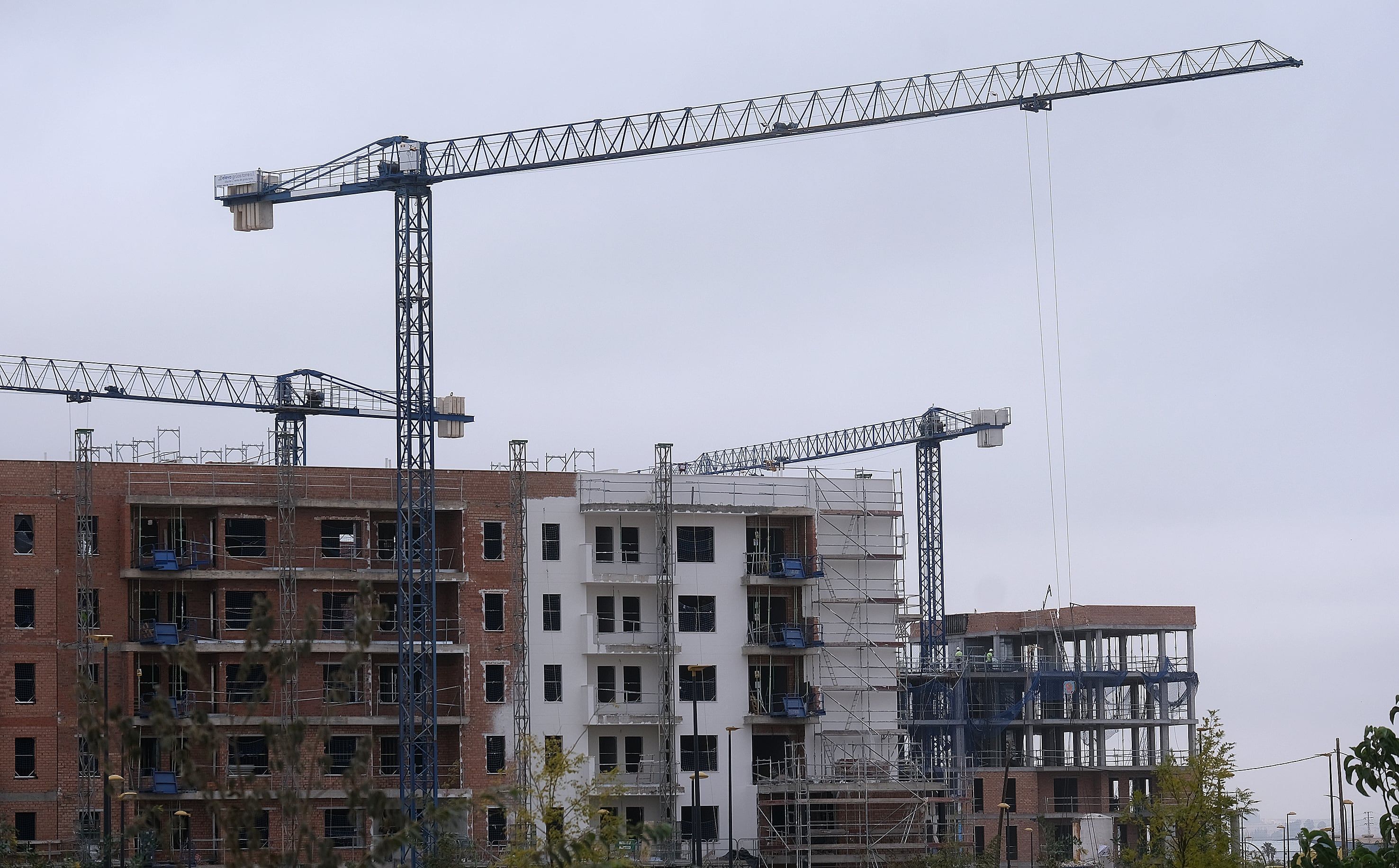 Construção de moradias em Palmas Altas (Sevilla), com o euríbor subindo e sinalizando aperto nas hipotecas. Legenda da imagem. Reprodução: Retorno do item 11