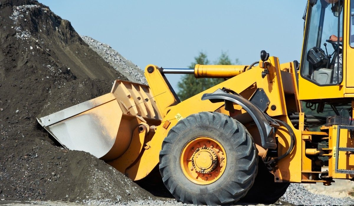 CNI reduz previsão de crescimento industrial para 2025 em meio a tarifas e cenário econômico desafiador. Reprodução: Globo