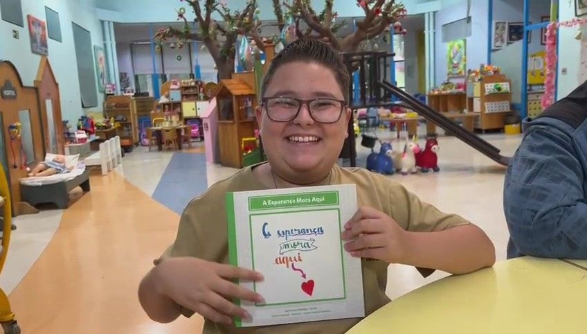 Crianças em tratamento no Boldrini lançam livro de poesia sobre manter a esperança. Reprodução: Retorno do item 11