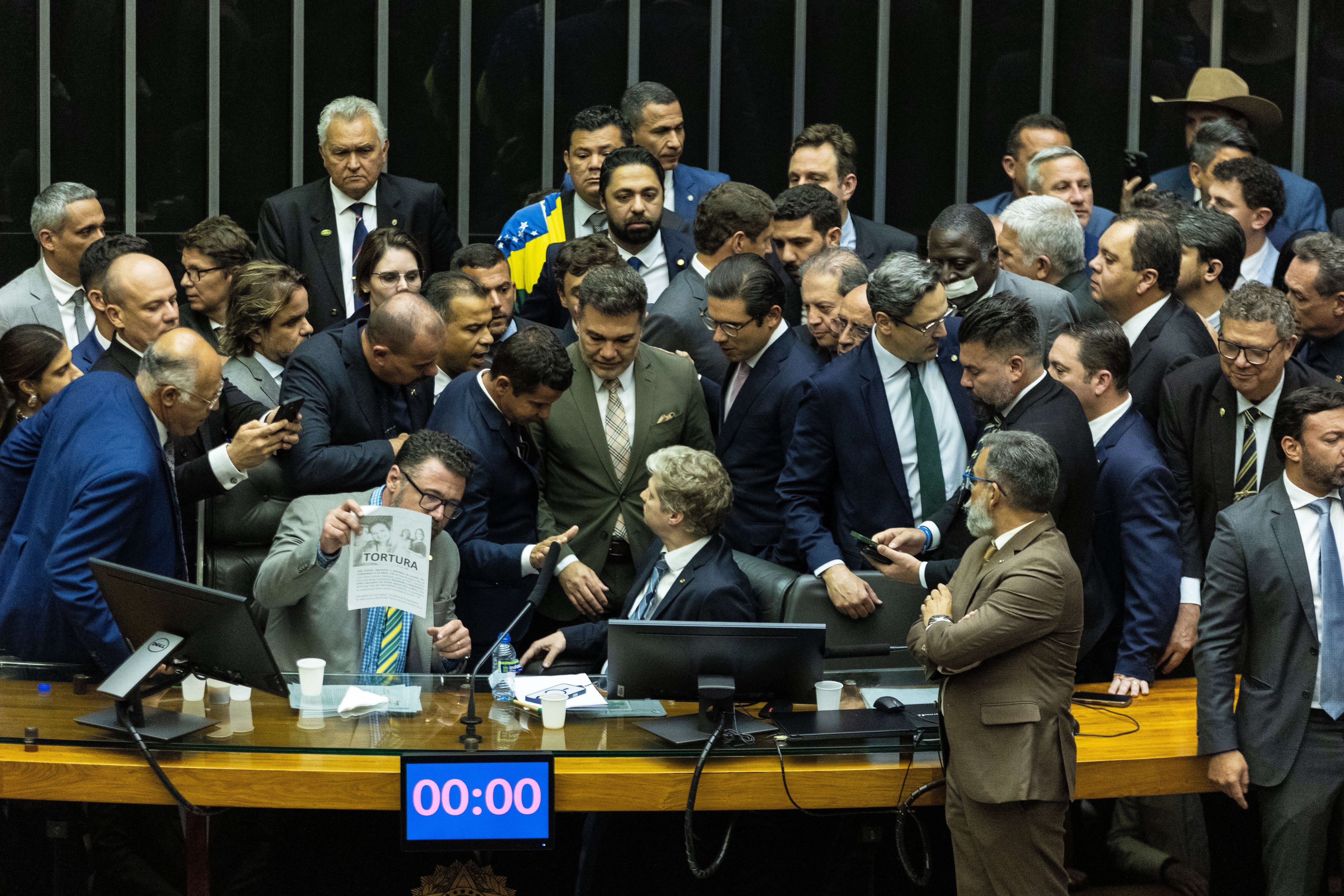 Corregedor da Câmara, Daniel Coronel, inicia análise de processos contra deputados oposicionistas. Reprodução: Globo