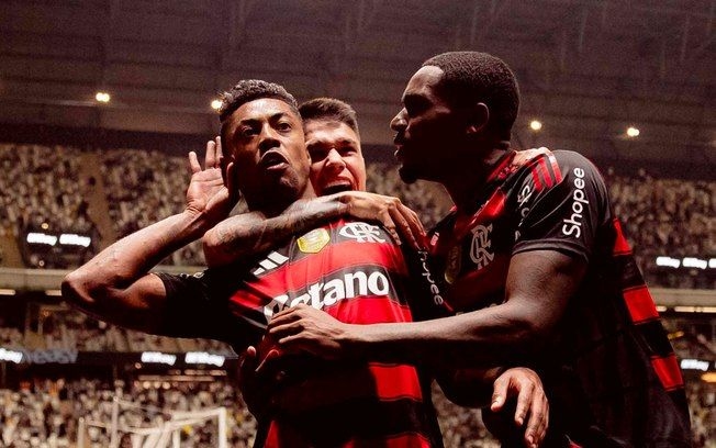 Flamengo em campo, buscando o tetra da Libertadores. Reprodução: Esporte