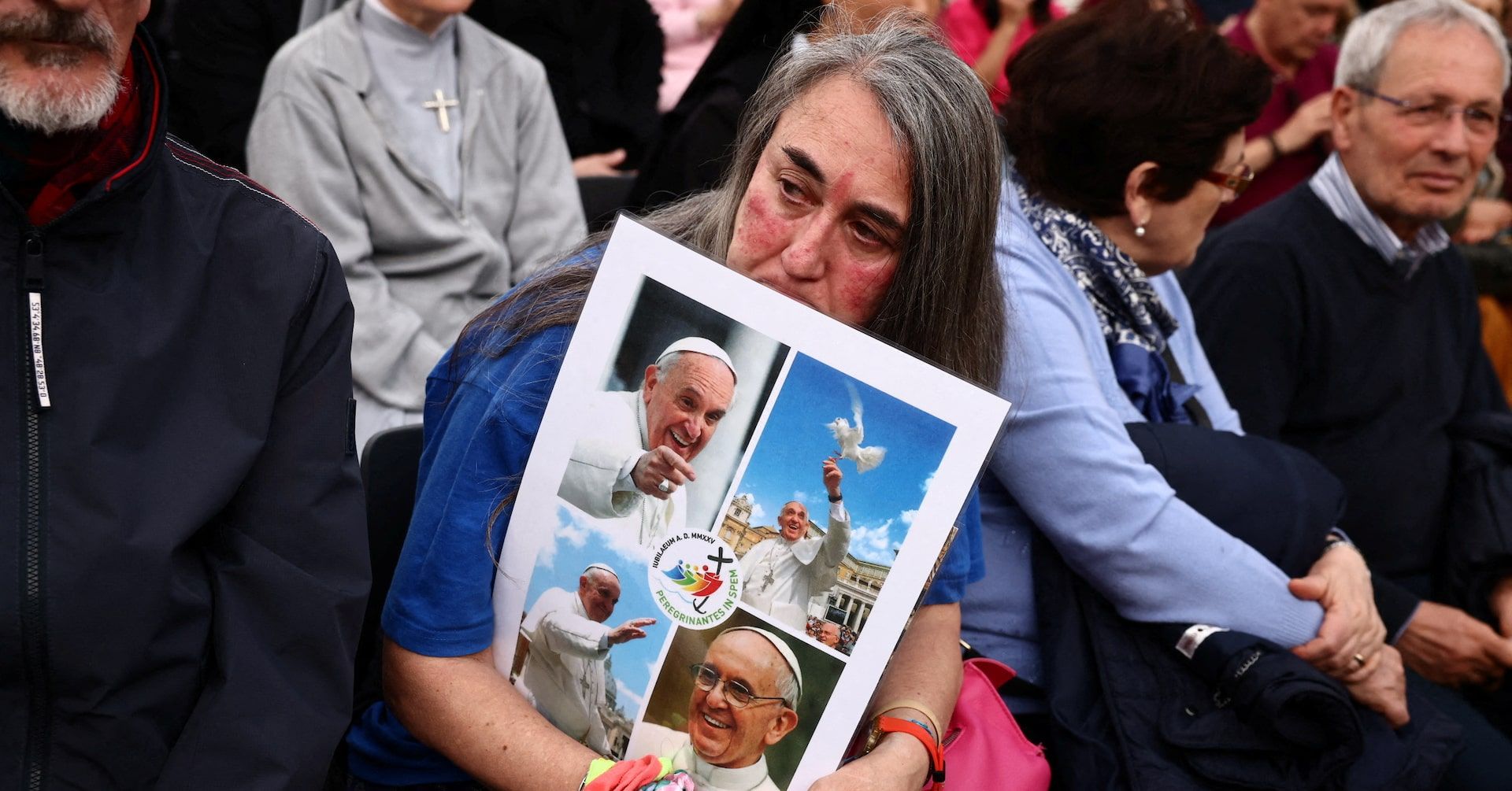 Corpo do Papa Francisco é trasladado para a Basílica de São Pedro. Reprodução: Reuters