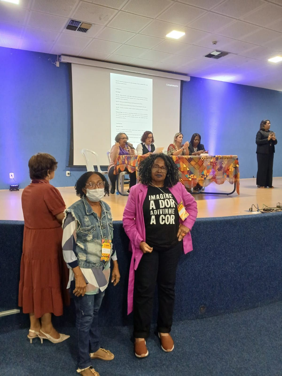 Andreia Pacheco discute criação de Lavanderias Comunitárias na V Conferência Municipal de Políticas para as Mulheres. Reprodução: redação