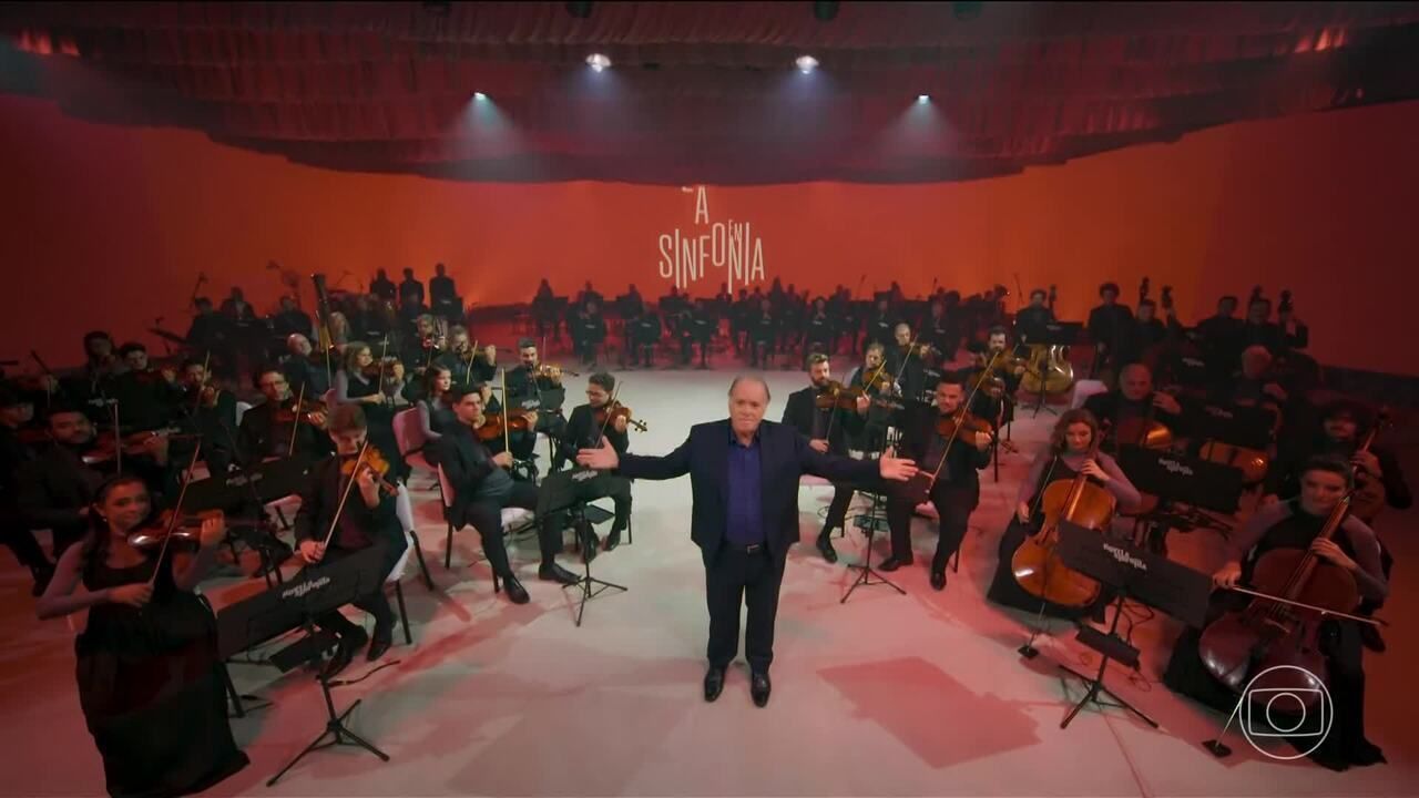 Tony Ramos e maestro Lanfranco Marceletti no especial Novela em Sinfonia da OSB. Reprodução: Globo