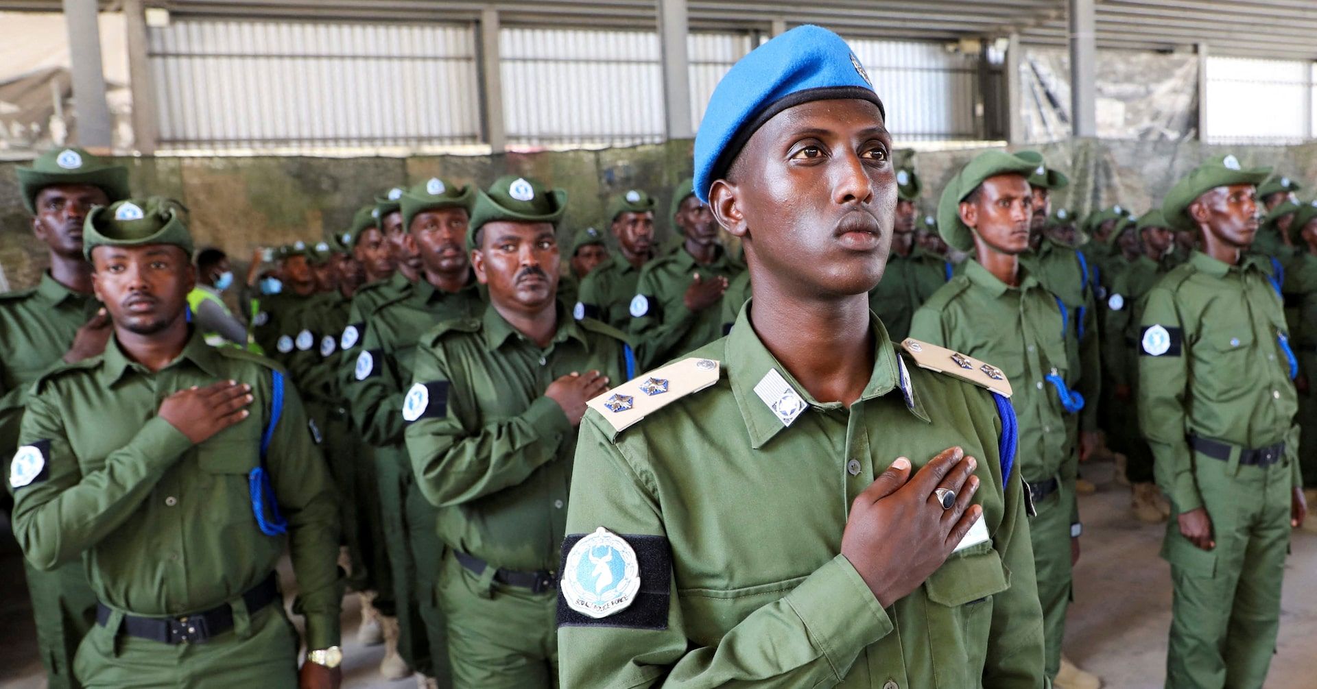 Combatentes do Al Shabaab atacam cidade no centro da Somália em meio a crescentes tensões. Reprodução: Reuters