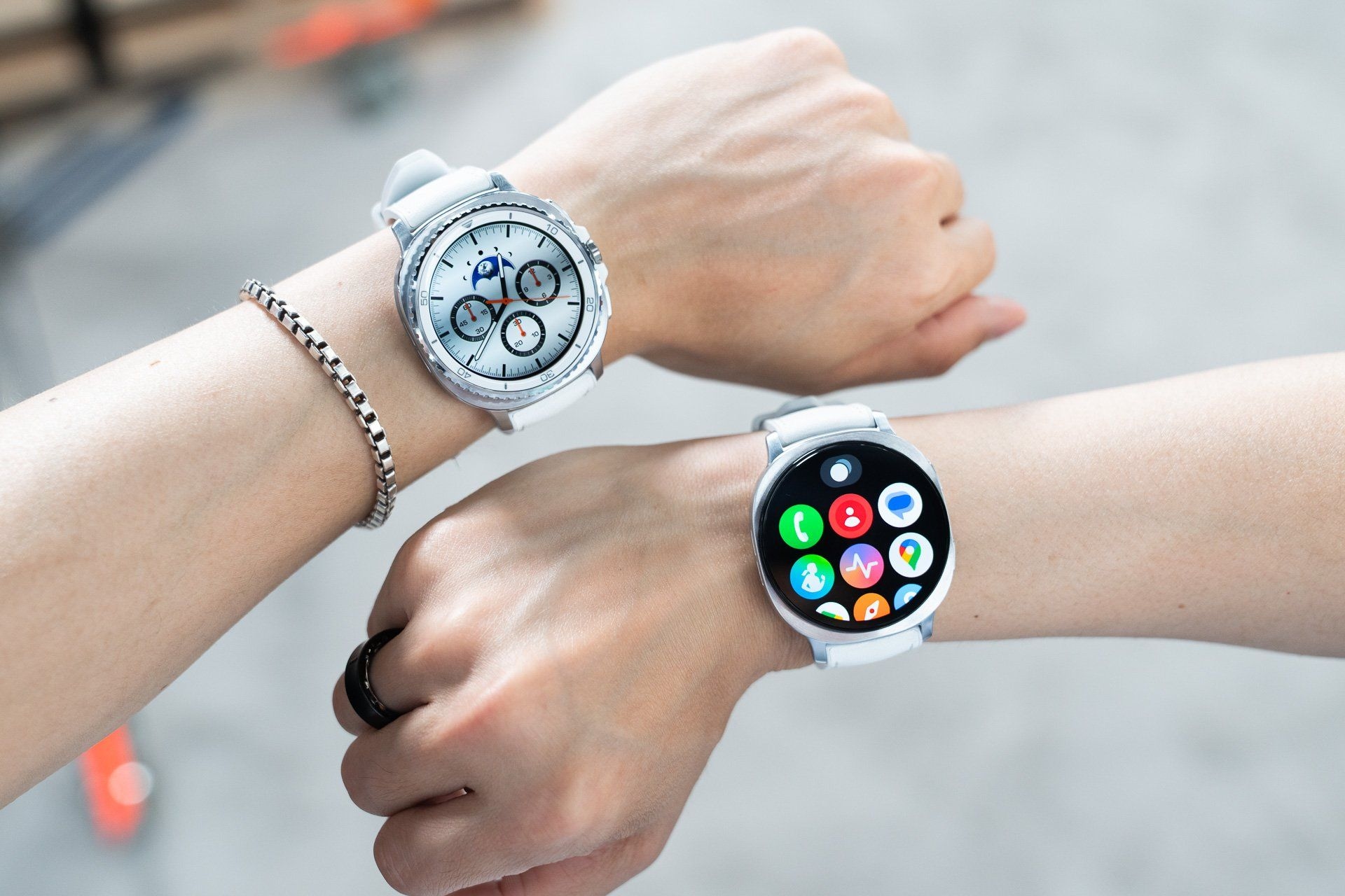 Samsung Galaxy Watch 8 Classic ganha novo destaque com potencial inovação da IA do Google. Reprodução: Gizmodo