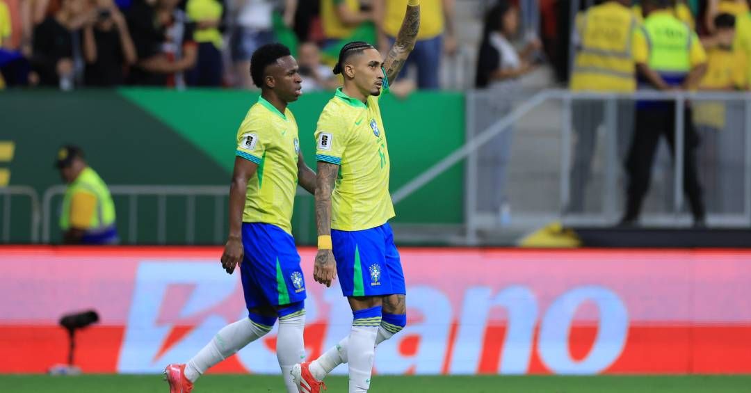 Raphinha promete vitória sobre Argentina nas Eliminatórias