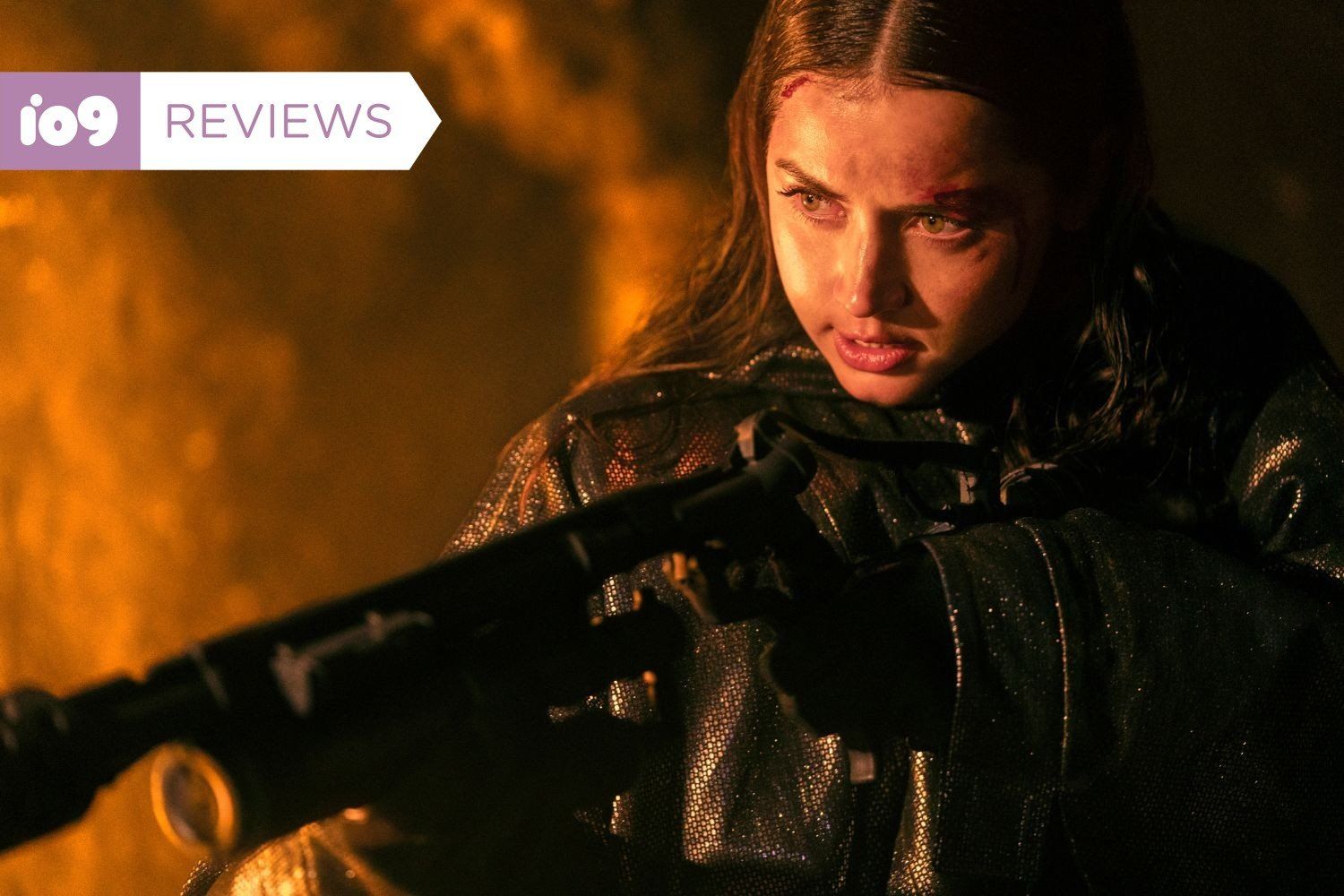 Ana de Armas, Keanu Reeves e elenco em cena do spin-off de 'John Wick'. Reprodução: Gizmodo.