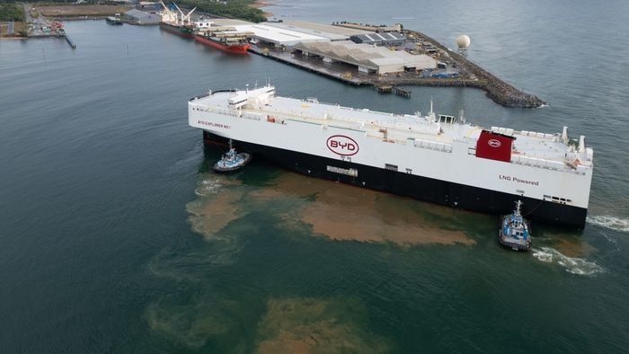 Imagens do Interior do Super-navio BYD Explorer Nº1