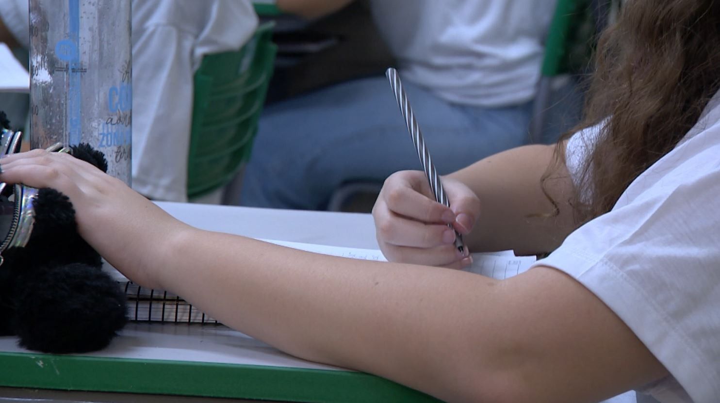 Brasília tem menor analfabetismo e maior frequência escolar, segundo o IBGE.. Reprodução: G1