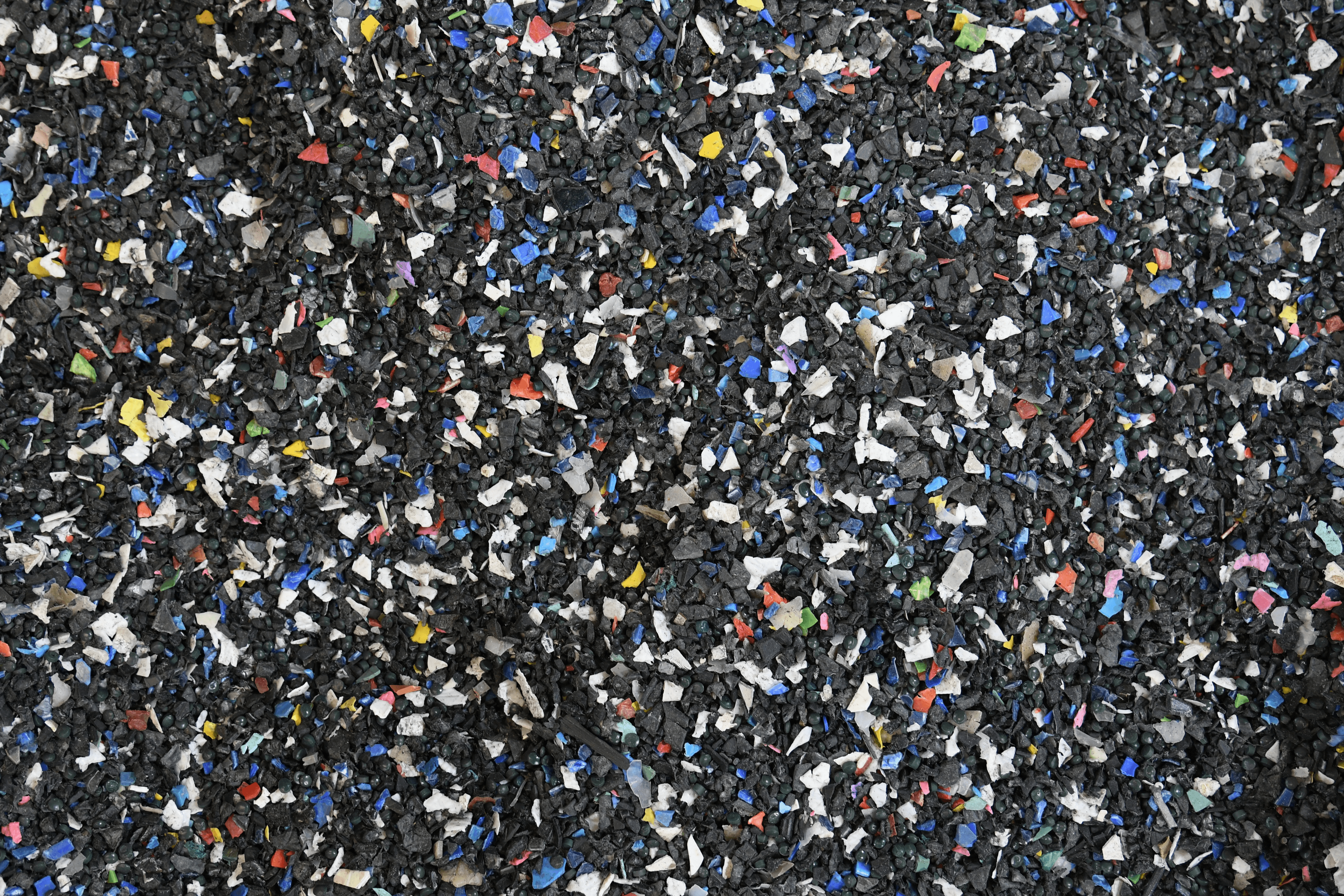 Microplásticos detectados no litoral de Pernambuco, alerta de pesquisadores. Reprodução: Globo