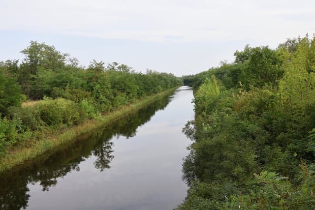 Destruição em Chasiv Yar, uma cidade ucraniana severamente afetada pela guerra. Reprodução: El País