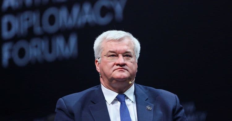 Ministro ucraniano afirma que país apoia um cessar-fogo duradouro e pede que Rússia cesse os ataques. Reprodução: Reuters