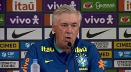 Ancelotti conversa com Gerson sobre proposta de transferência para o Zenit. Reprodução: Globo