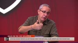 Igor Jesus, atacante do Botafogo, se despede e posa com nova camisa antes da transferência para o Nottingham Forest. Reprodução: Globo