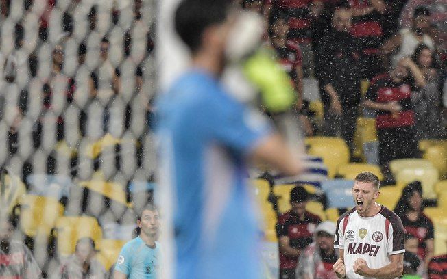 Flamengo perde a Recopa Sul-Americana em noite de lambança. Reprodução: Esporte