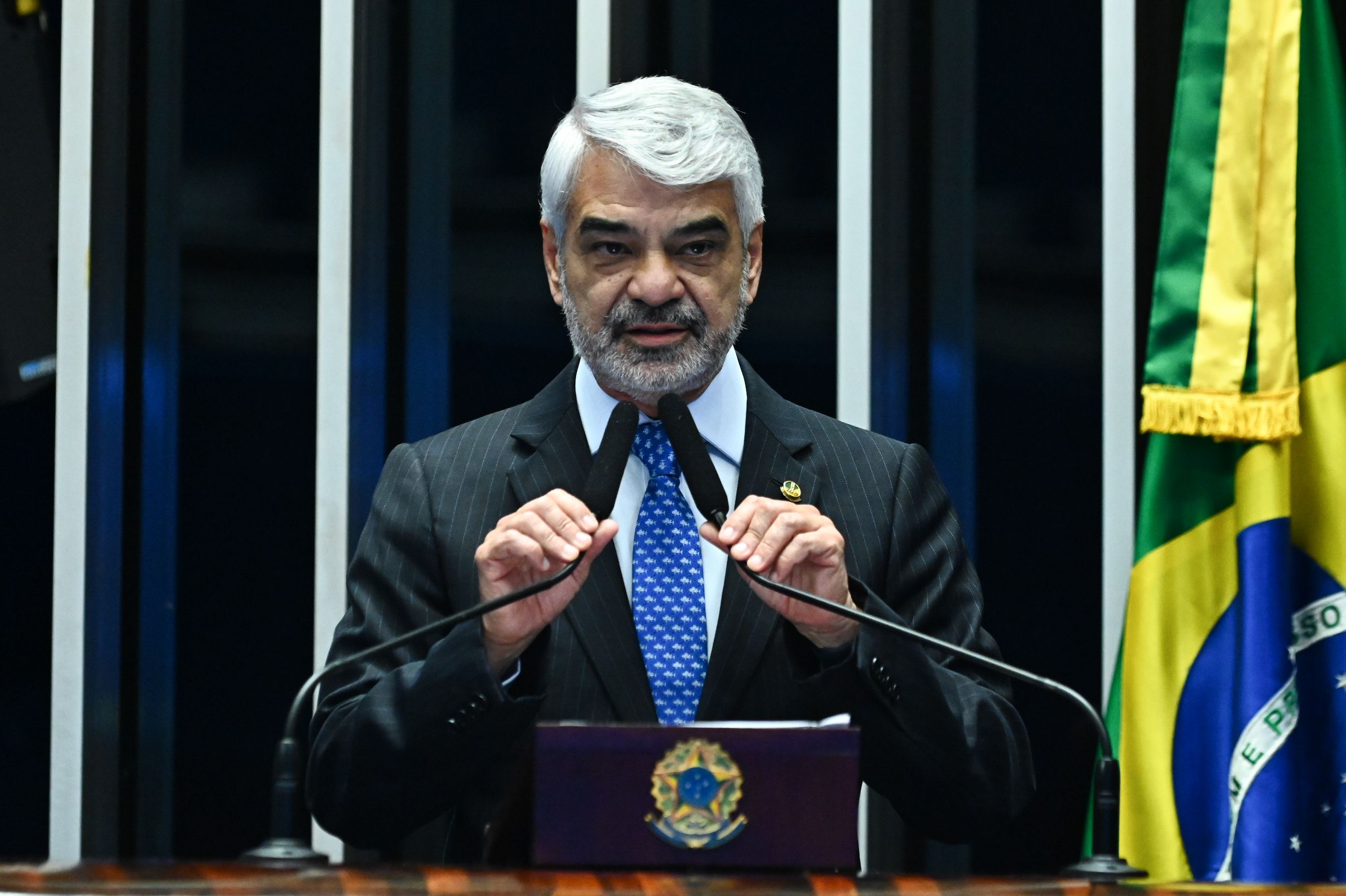 ‘Abre um precedente bastante perigoso’, diz Humberto Costa sobre derrota do governo