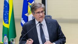 PGR solicita condenação de ex-militares por omissão