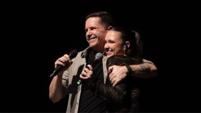 Neta de Elis Regina faz estreia nos palcos no show de 30 anos do pai, Pedro Mariano