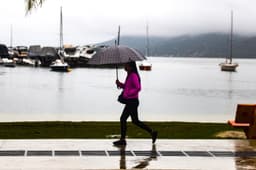 Ciclone em SC traz temporais, ventos até 90 km/h e risco de alagamentos. Reprodução: G1