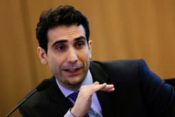 Galípolo destaca potencial do Pix em pagamentos globais