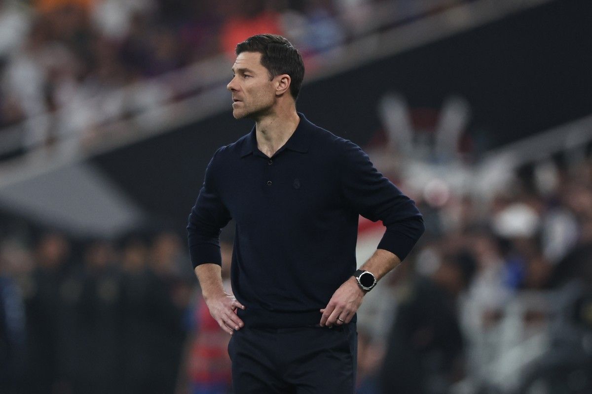 Chelsea anuncia Xabi Alonso como técnico até 2030