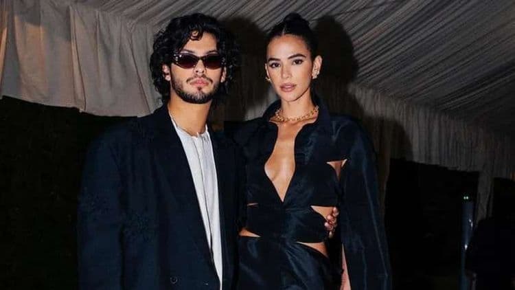 Xolo Maridueña elogia Bruna Marquezine durante painel na CCXP México. Reprodução: Terra