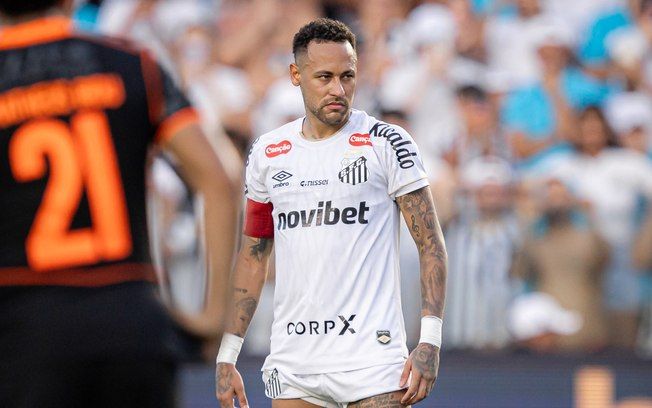 [Neymar critica gramado após empate entre Santos e Corinthians]. Reprodução: Esporte