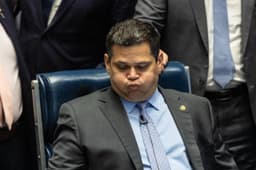 Alcolumbre em sabatina, estratégia para barganhar com governo. Reprodução: Oglobo