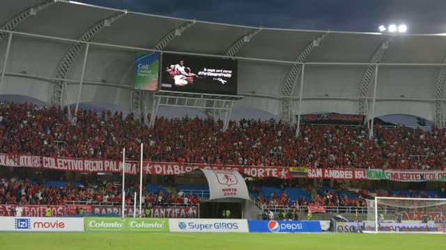 Jogadores do Corinthians se preparam para duelo contra o América de Cali pela Sul-Americana. Reprodução: ESPN.