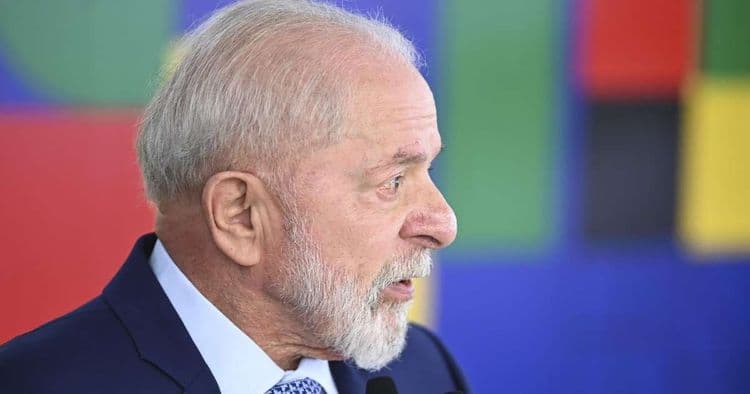 Incidentes Aéreos do Presidente Lula e Investimentos da Toyota