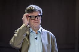 Yann LeCun propõe guardrails de empatia e submissão para IA no Fórum Econômico Mundial. Reprodução: Business Insider