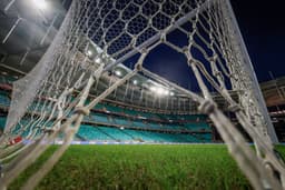 Informações sobre desfalques e arbitragem do jogo da Libertadores. Reprodução: Globo